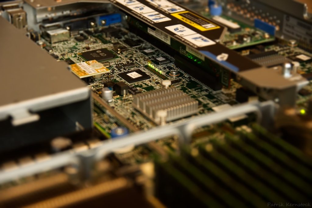 HPE DL360p Gen8, mainboard